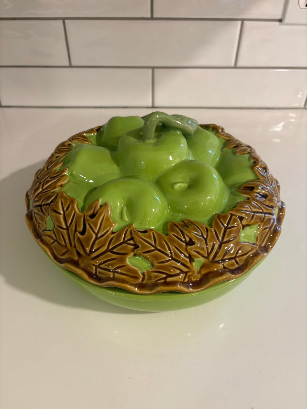 Vintage Ceramic Green Apple Pie Dish